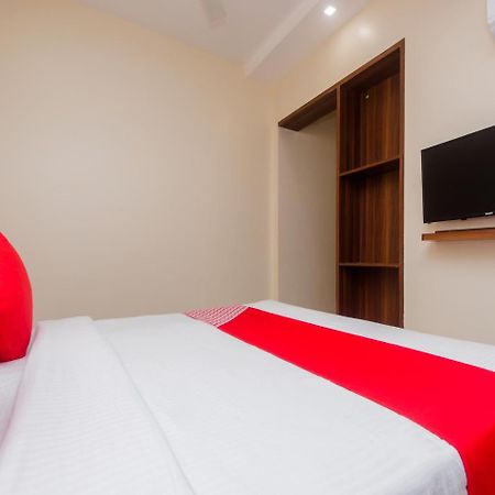 Hotel Park Inn 瓦塞 外观 照片