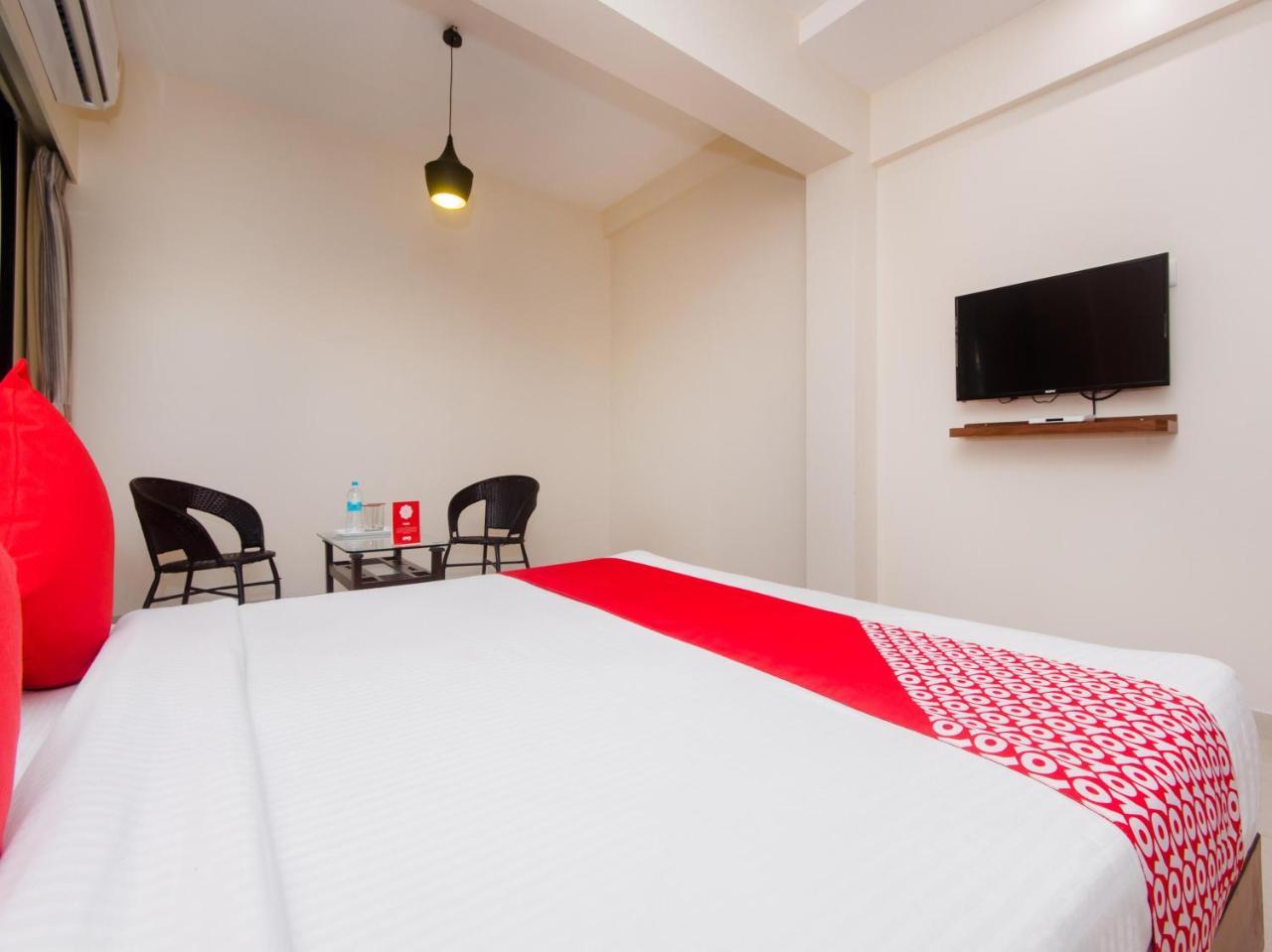 Hotel Park Inn 瓦塞 外观 照片