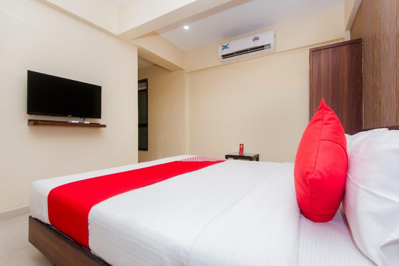 Hotel Park Inn 瓦塞 外观 照片