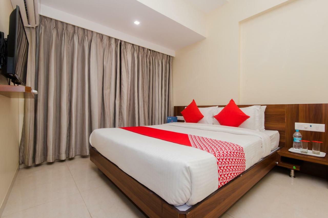 Hotel Park Inn 瓦塞 外观 照片
